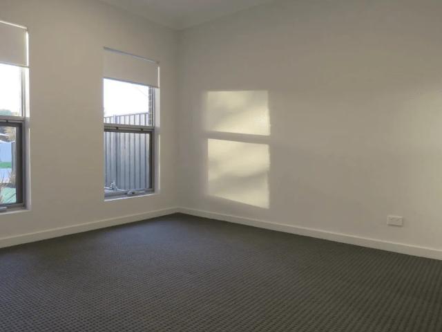 Modern 3 Bedroom Home in Holden Hill FOR RENT!
