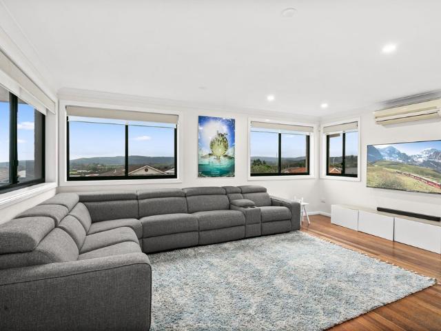 Modern 3 Bedroom Home in Popular Location