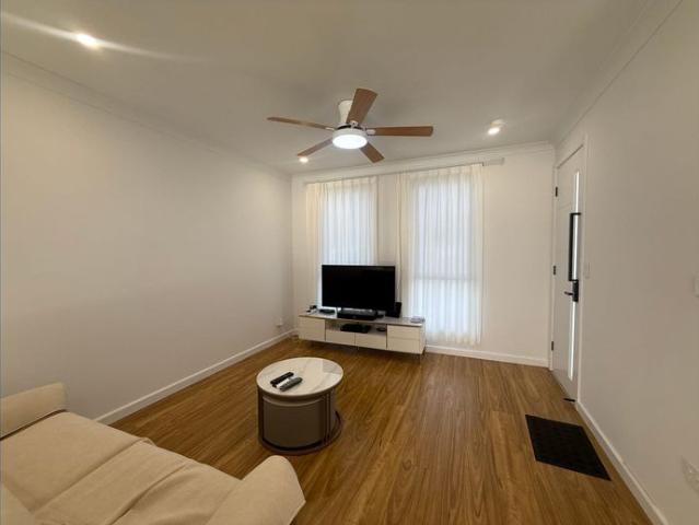 Modern 3 Bedroom Home in the Heart of Campbelltown