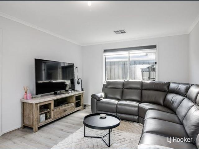 Modern 3 Bedroom Home In The Perfect Location