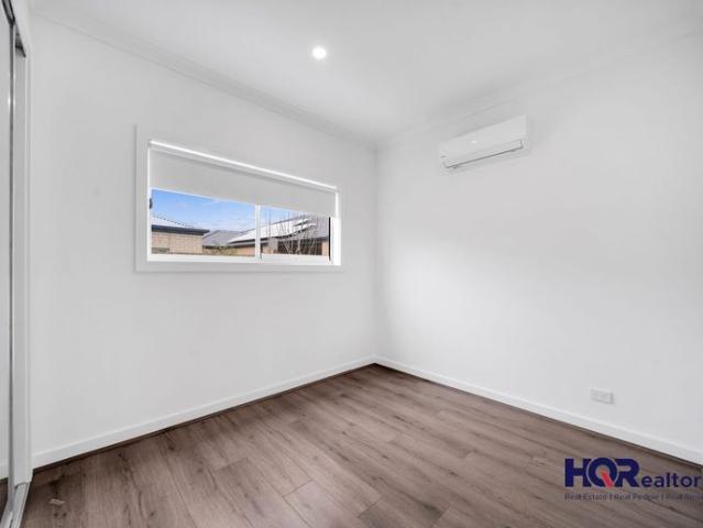 Modern 3 Bedroom Home in Thornhill Park