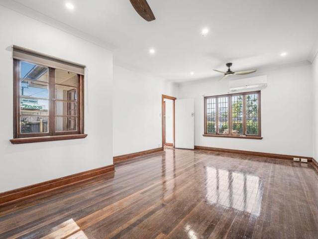 Modern 3 Bedroom Home on Sandgate Road, Nundah