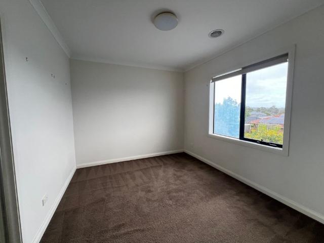 Modern 3 Bedroom Home with Comfort, Style and Convenience