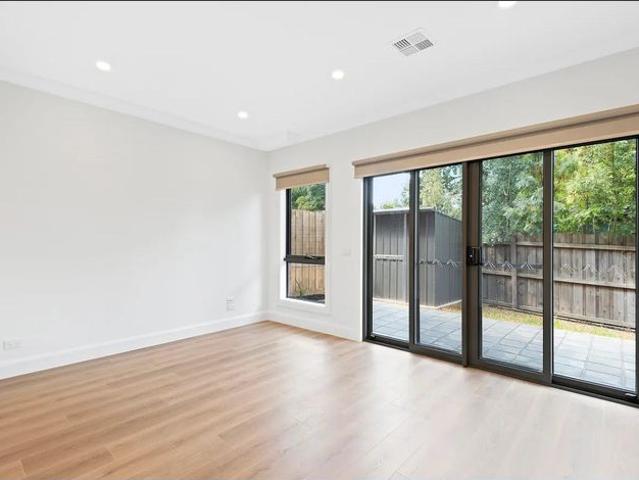 MODERN 3 BEDROOM HOME WITH COMFORT & STYLE