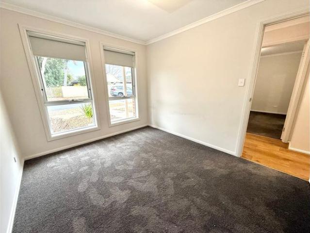 Modern 3 Bedroom Home with Easy Care Living