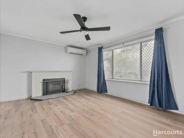 Modern 3 Bedroom Home with Great Extras!