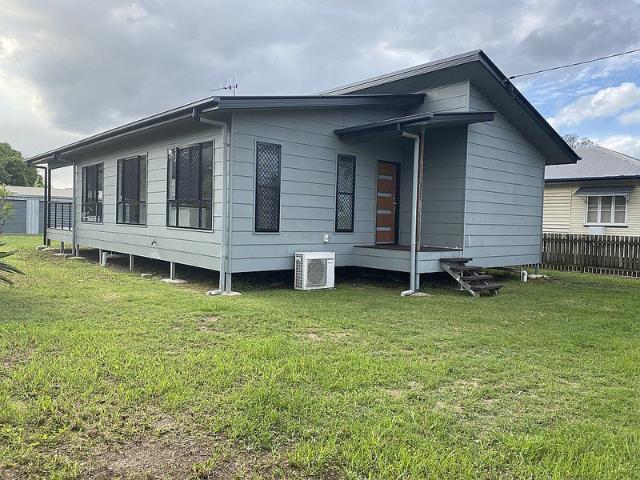 Modern 3 Bedroom Home with Large Shed