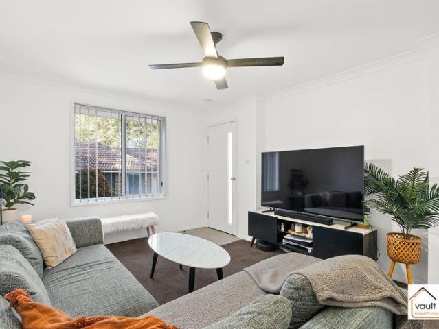 Modern 3 Bedroom Home with Low Maintenance Living