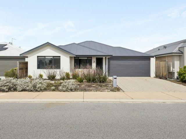 Modern 3 Bedroom Home with Style, Comfort & Convenience