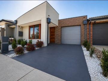 Modern 3 Bedroom Living in the Heart of Rockbank