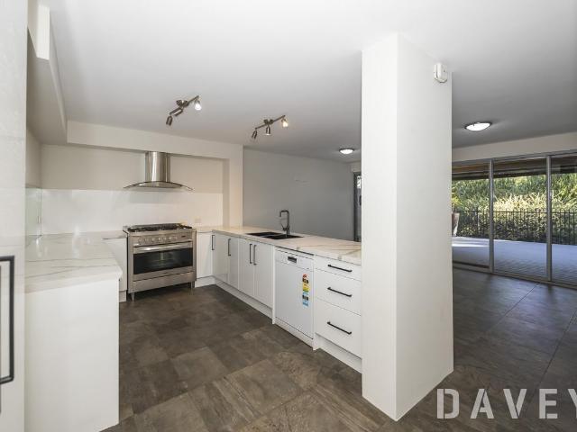 MODERN 3 BEDROOM TWO STOREY TOWNHOUSE CAN'T BEAT IT!