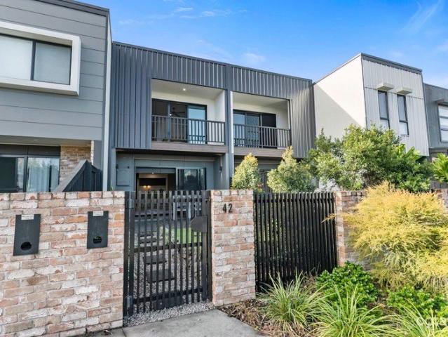 Modern 3 Bedroom Terrace with No Body Corporate and Strong Investment Appeal