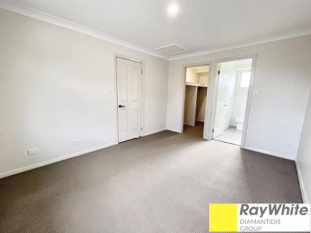 Modern 3 Bedroom Townhouse