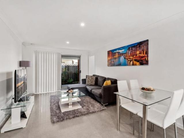 Modern 3 Bedroom Townhouse