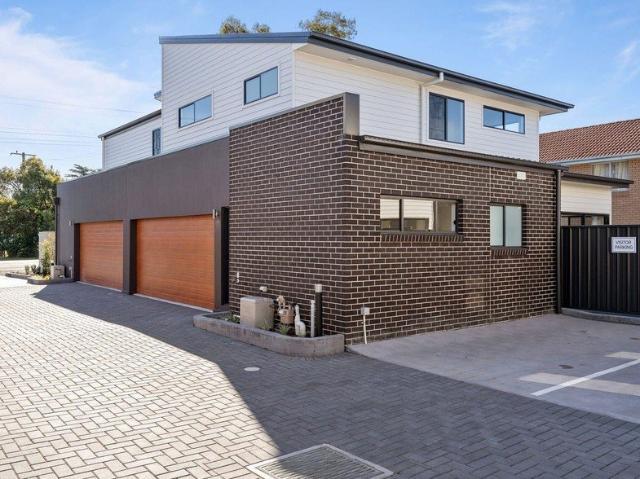 Modern 3 Bedroom Townhouse