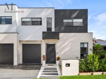 Modern 3 Bedroom Townhouse