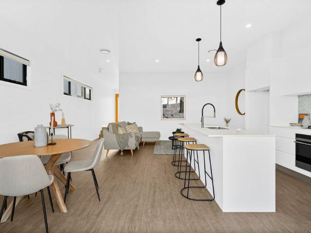 Modern 3 Bedroom Townhouse