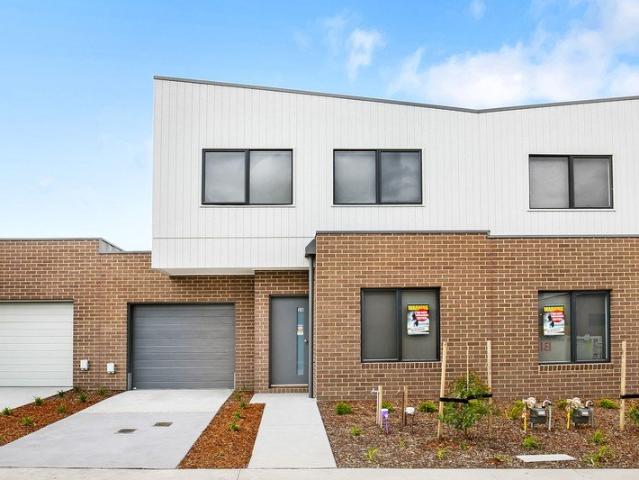 Modern 3 Bedroom Townhouse Available Now