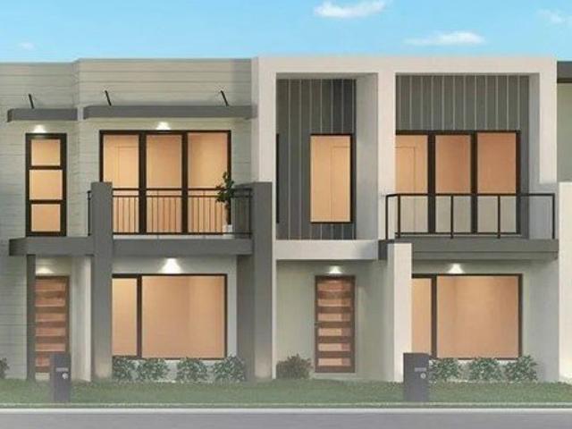 Modern 3 Bedroom Townhouse in a Convenient Location