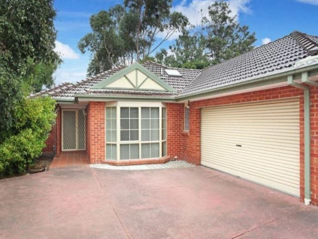 Modern 3 Bedroom Townhouse in Convenient Chadstone Location