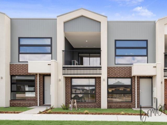 Modern 3 Bedroom Townhouse in Kalkallo