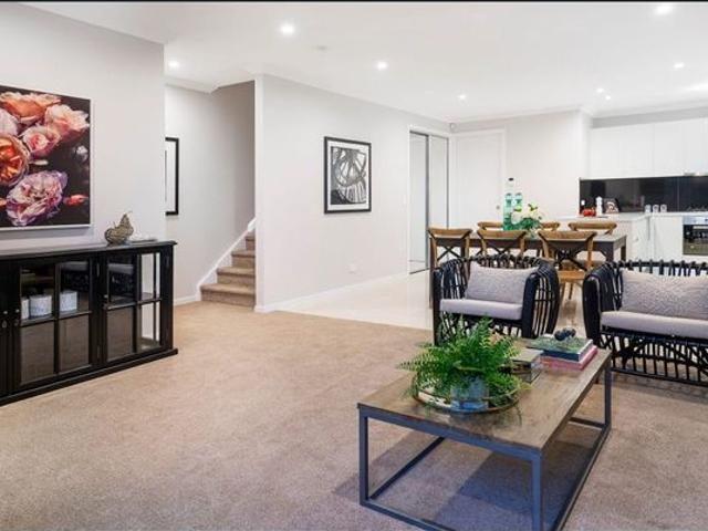 Modern 3 Bedroom Townhouse in Quality Complex