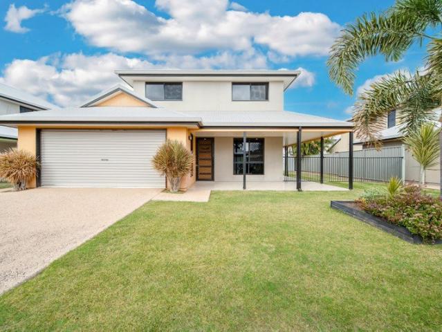 MODERN 3 BEDROOM TOWNHOUSE IN SOUGHT AFTER RACEVIEW ESTATE