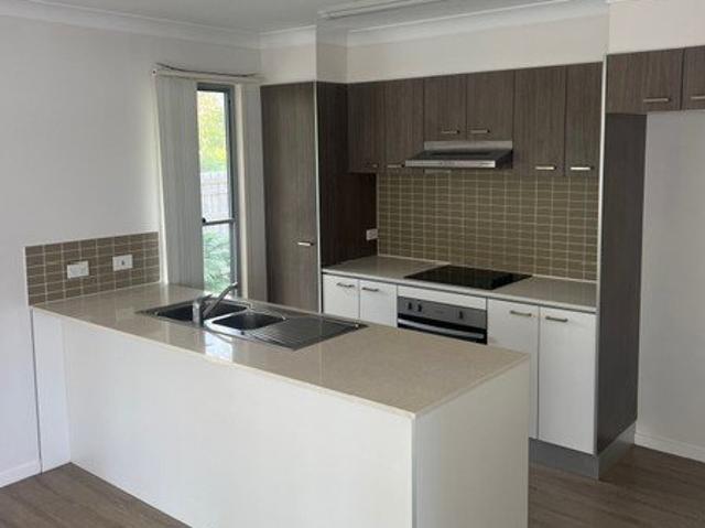 Modern 3 Bedroom Townhouses Alma Parklands