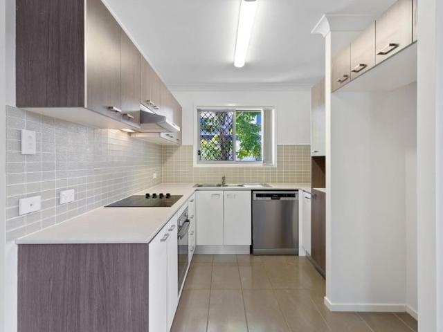 Modern 3 Bedroom Townhouses Alma Parklands