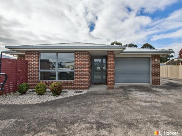 Modern 3 bedroom unit
