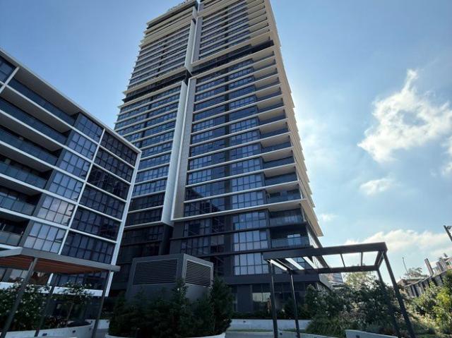 Modern 3 Bedroom Unit