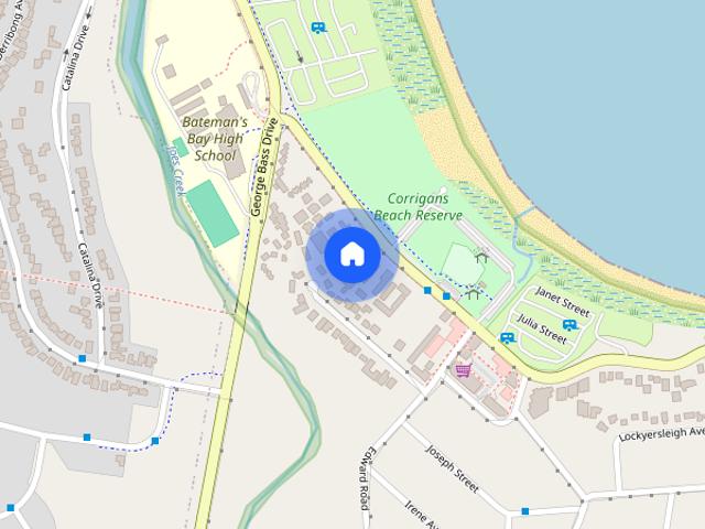 Modern 3 Bedroom Unit Walk to Corrigans Beach