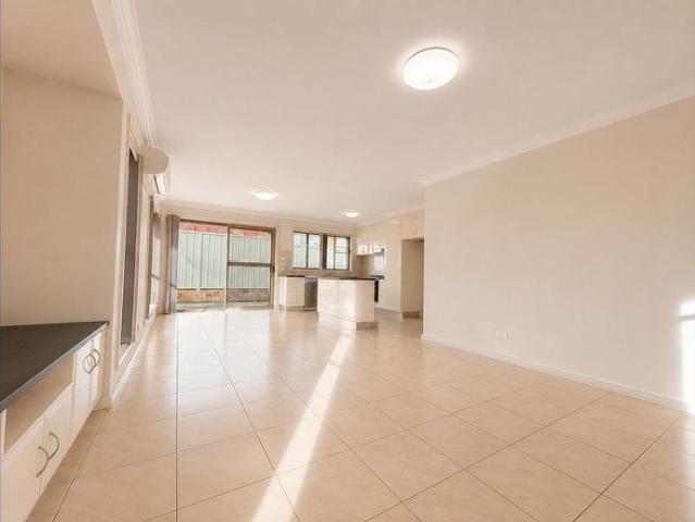 Modern 3 Bedroom Unit with Stylish Living