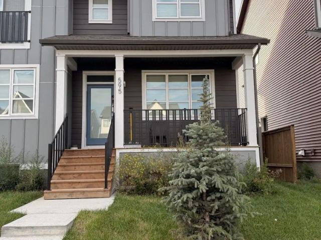Modern 3 Bedroom Upper Duplex in Rangeview – $2,000/month — 3 Bedrooms Main Floor