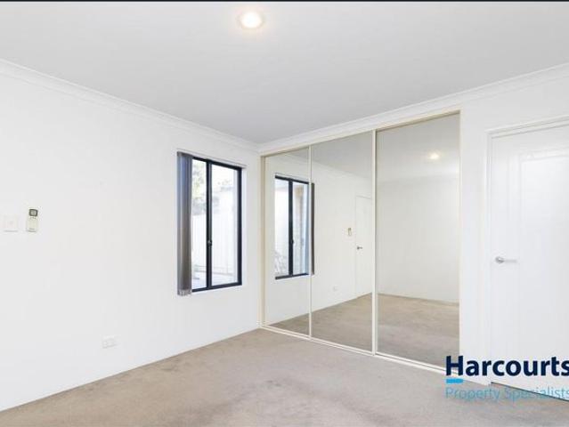 Modern 3 Bedroom Villa in Peaceful Complex