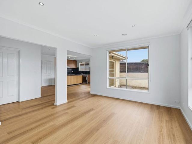 Modern 3 Bedroom Villa in Prime Clayton Location