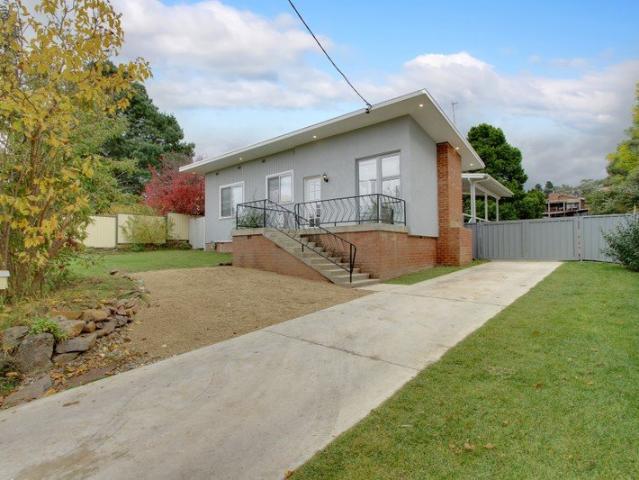 Modern 3 Bedroom, 2 Bathroom Home