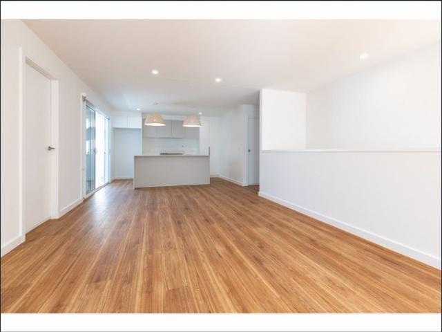 Modern 3 bedroom 2 bathroom Home