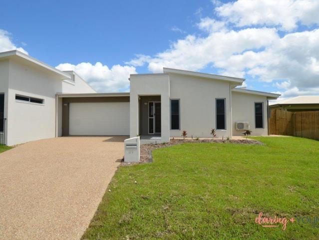MODERN 3 BEDROOM 2 BATHROOM HOME!