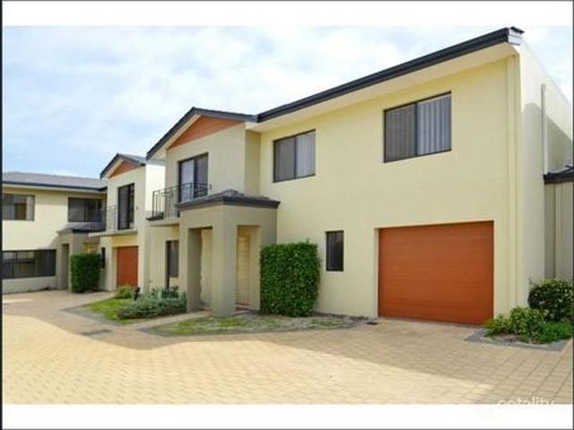 Modern 3 Bedroom, 2 Bathroom Home in a Great Location