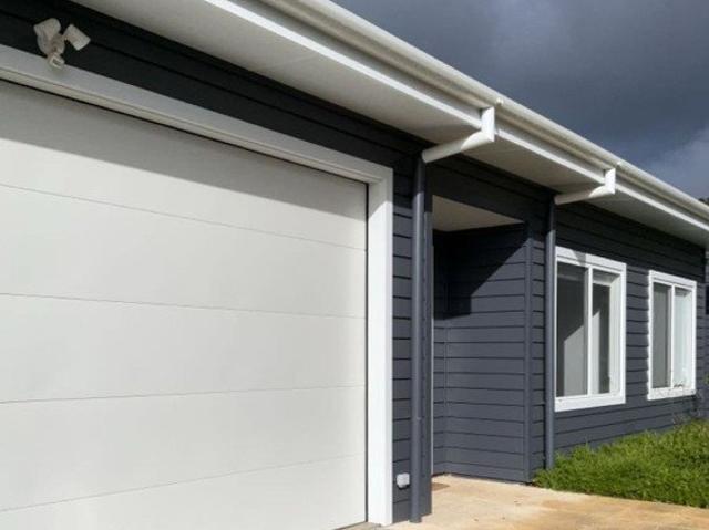 Modern 3 Bedroom, 2 Bathroom Unit in Beautiful Augusta