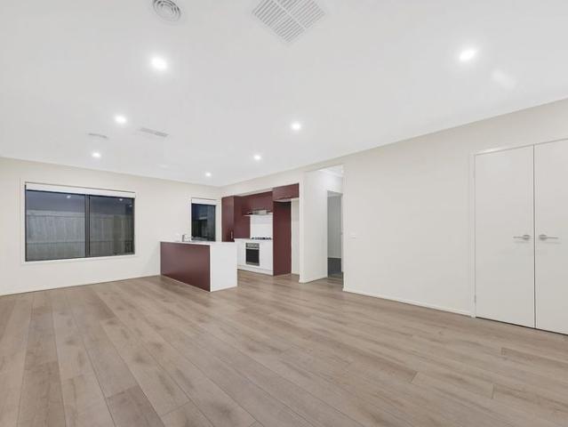 MODERN 3 BEDROOM