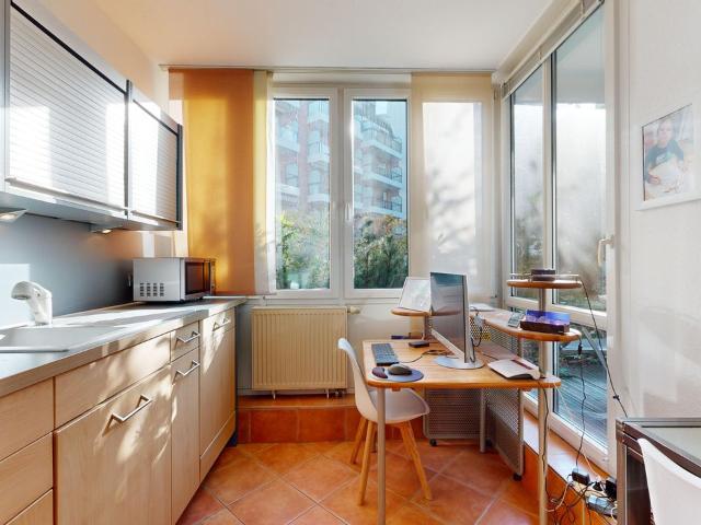 Modern 3 room apartment with terrace, 50m from Weser River Mitte, Bremen Amsterdam Apartments for Rent