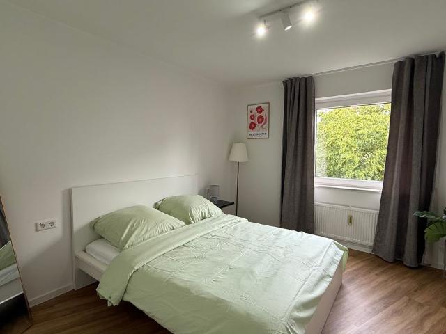 Modern 3 Room Apartment in Cologne, Koln Amsterdam Apartments for Rent