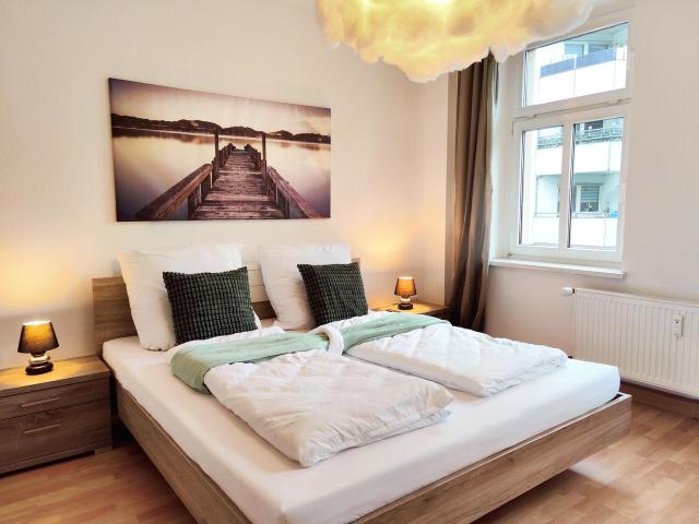 Modern 3 Room Apartment in Leipzig – between Trade Fair, Porsche & DHL – perfect for extended stays, Leipzig Amsterdam Apartments for Rent