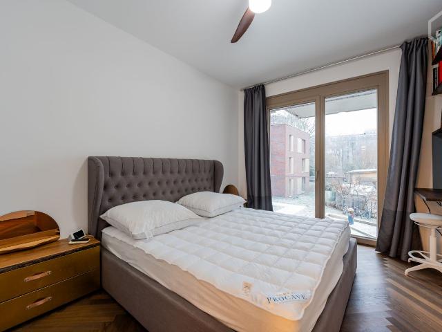Modern 3 room flat, 2 bathrooms, located in Friedrichshain, Berlin Amsterdam Apartments for Rent