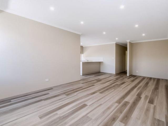 MODERN 3X2 DUPLEX HOME IN BALDIVIS – STYLISH & MOVE IN READY!
