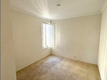 Modern 3x2 Home in a Highly Sought‑After Doubleview Location