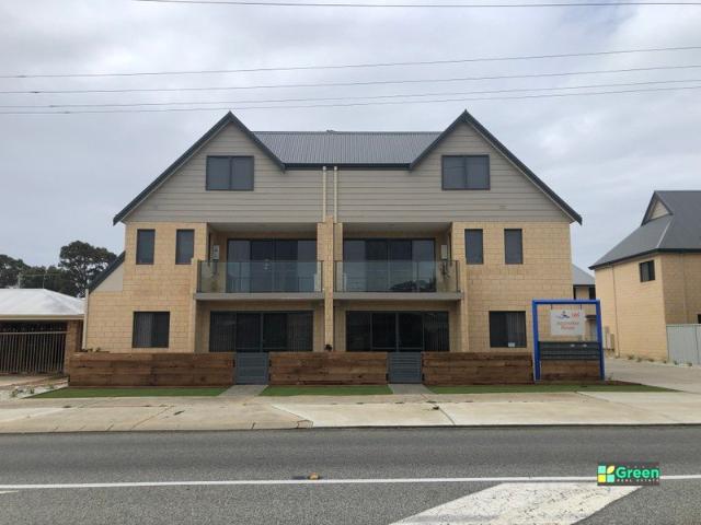 Modern 3x2 Top Floor Unit in Central Mandurah