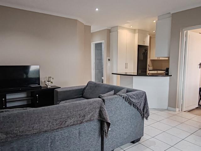 Modern 1.5 Bedroom Apartment to Rent Villa de Vie, Vredekloof